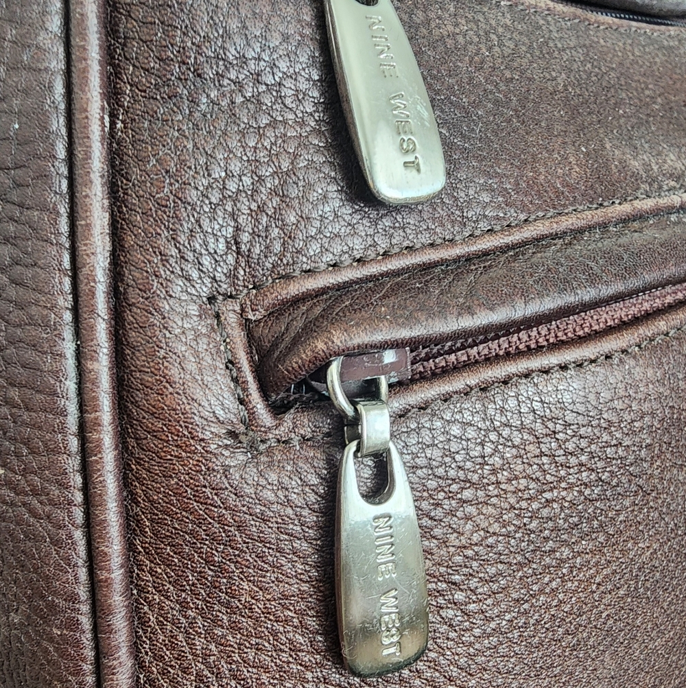 Nine West 90s Dark Academia Grunge Genuine Pebbled Leather Convertible Mini Bag - Picture 14 of 17